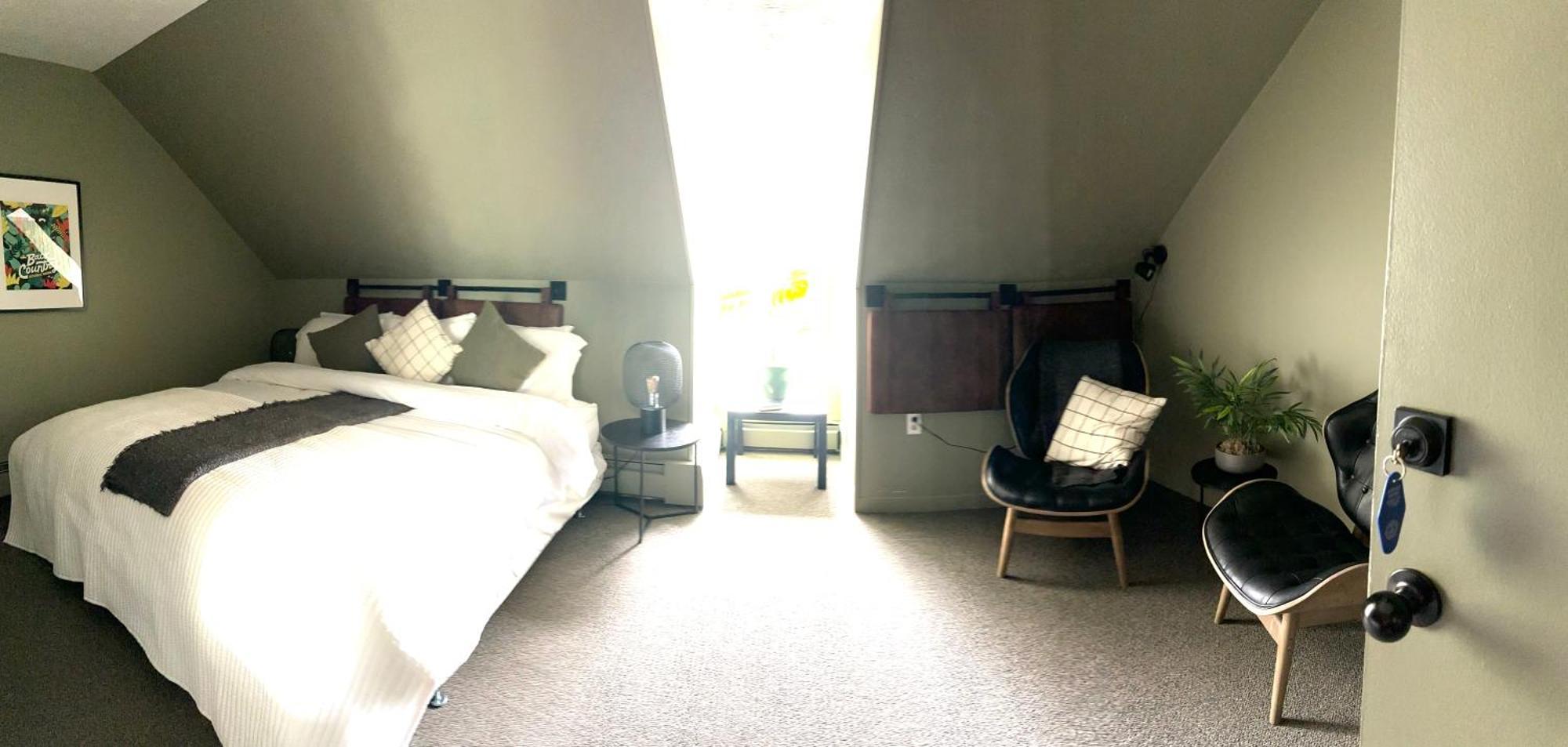 Auberge Des Cantons Magog Bagian luar foto