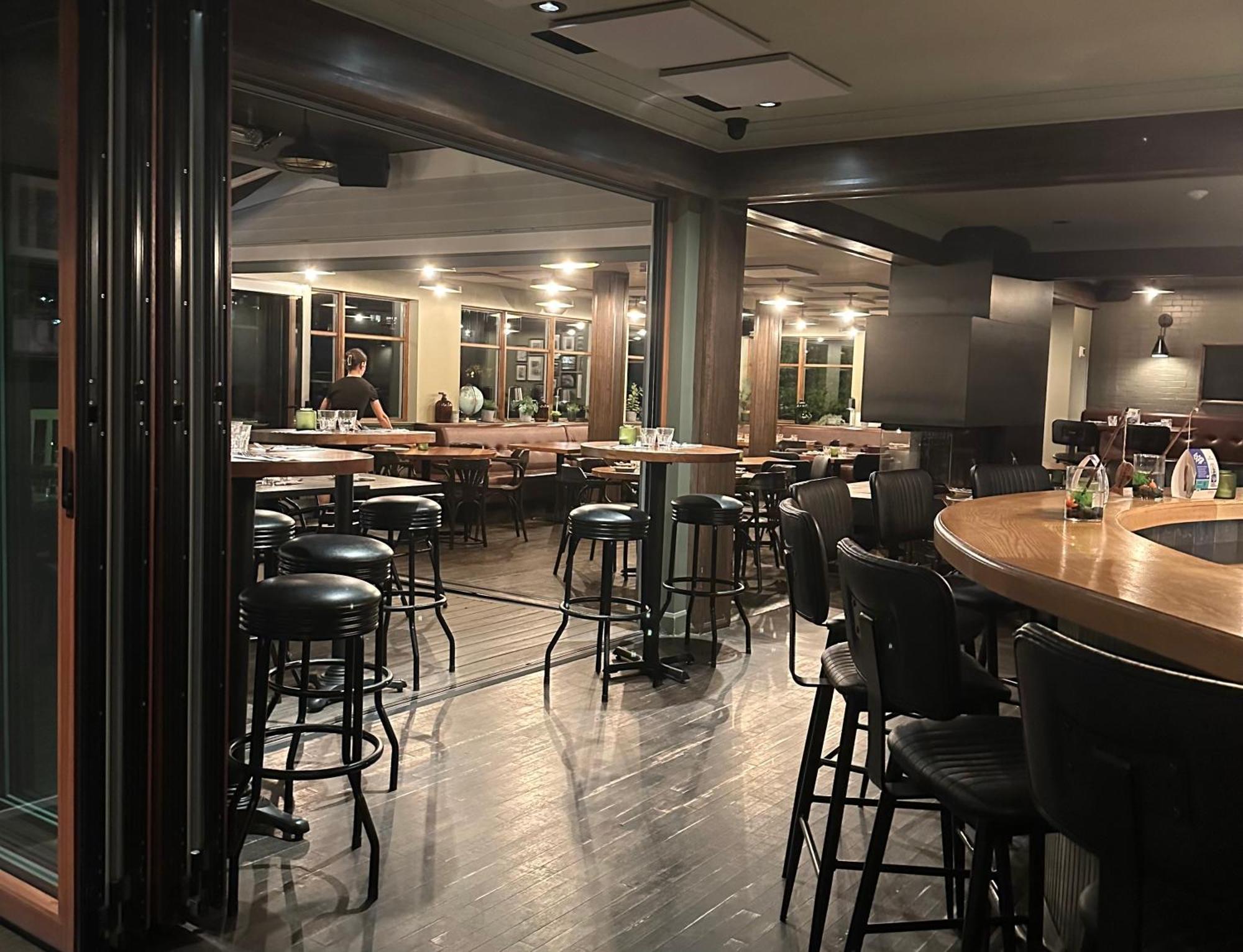 Auberge Des Cantons Magog Bagian luar foto